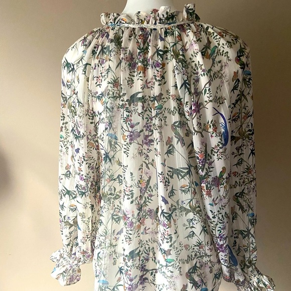 H&M Women’s Cream Birds And Floral Long Sleeve Sheer Peasant Blouse Size 8 - Picture 2 of 7